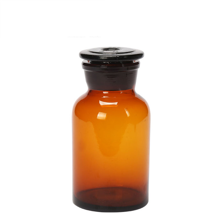 wholesale 30ml 60ml 125ml 250ml 500ml 1000ml amber glass apothecary jar with glass lid