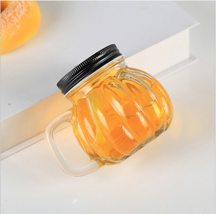 Wholesale empty pumpkin shaped 400ml glass drinking mason jar with handle