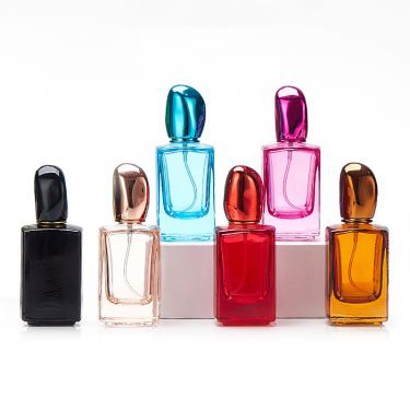 Customized Colored 30ml 50ml Empty Square Glass Perfume Bottle With Spray Pump