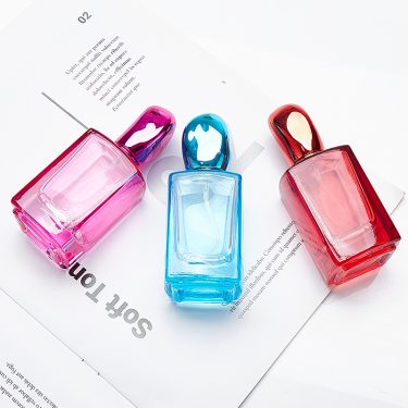 Customized Colored 30ml 50ml Empty Square Glass Perfume Bottle With Spray Pump