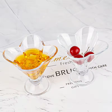 Factory wholesales high quality clear ice cream glass cup glass bowl for dessert yogurt milkshake
