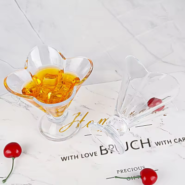 Factory wholesales high quality clear ice cream glass cup glass bowl for dessert yogurt milkshake