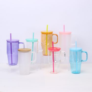 Hot 20oz Colorful Tumbler Borosilicate Glass Iced Coffee Juice Water Cup with Colorful Plastic Lid and Straw