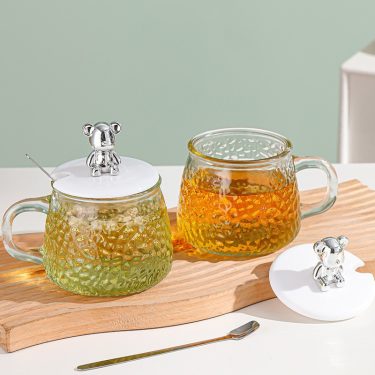 420ml Transparent Glacier Embossed Direct Drinking Coffee Juice Milk Glass Water Cup with Little Bear Lid and Handle