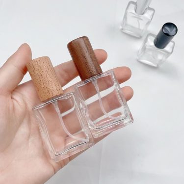 10ml 15ml Clear Frosted Custom Color Flat Square Glass Essential Oil Roller Bottles Portable Spray Perfume Glass Bottles