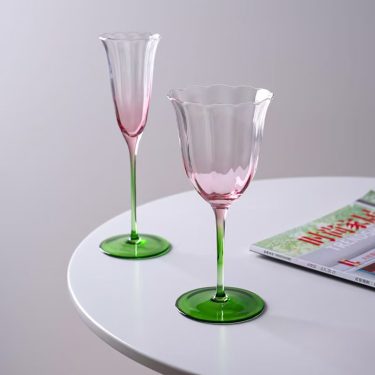 Transparent Custom Color Flower Shape Crystal Glass Red Wine Cocktail Goblet Drink Glass Cup Bar Hotel Restaurant Wedding