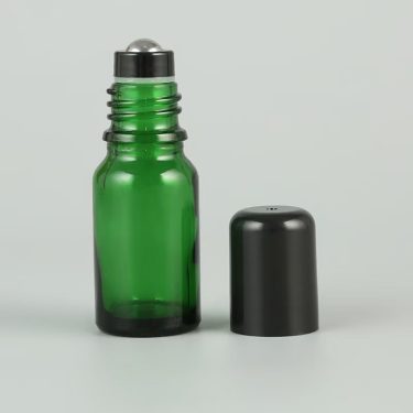 5ml 10ml 15ml 20ml 30ml 50ml 100ml Green Cosmetic Essential Oil Roll on Glass Bottle with Glass or Metal Roller Ball and Cap