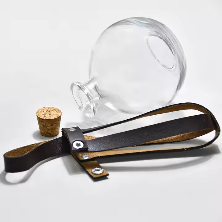 Hot Selling 250ml Round Glass Bottles Clear Potion Bottles Decorative Glass JuiceBottles with Cork Stoppers