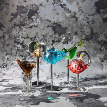 Hand-blown High Quality Creative Design Transparent Beveled Open Glass Goblet Wine Cocktail Glass Cup for Wedding Party Bar