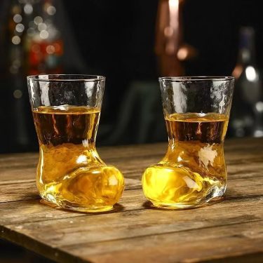 Hot Tiktok Ins Web Popular Transparent Boots Shape 330ml 500ml 1200ml Glass Beer Mug Beverage Glass Cup