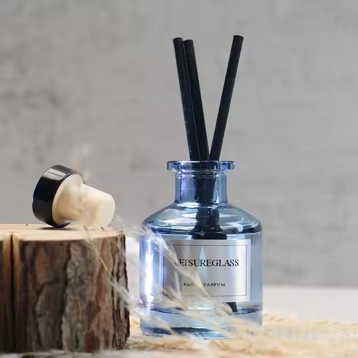 50ml Dark Blue Glass Diffuser Bottle Perfume Aromatherapy Oil Bottle With Cork Reed Stick