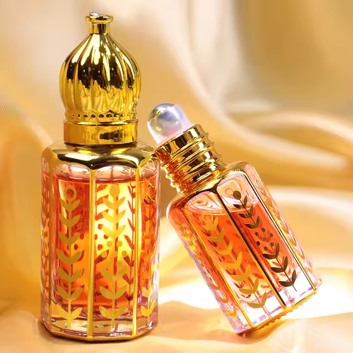Portable 50-milliliter Empty Perfume Bottle with a Plastic Cap Can Be Refilled in a Glass Container