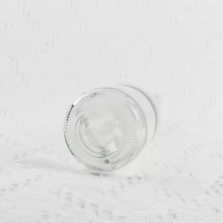 Wholesale 750ml clear Glass White Wine Bottle champagne Bottles with Cork