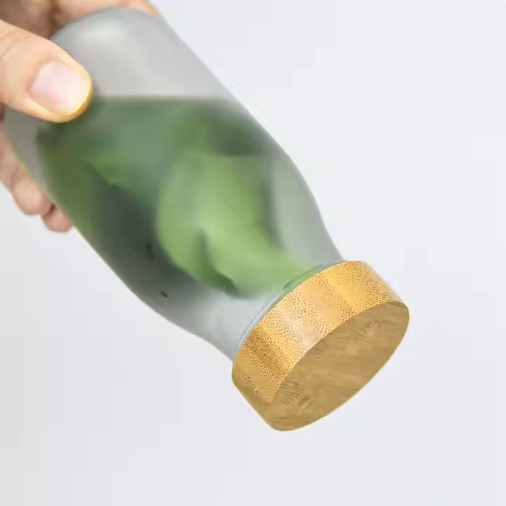 Custom 7oz Empty Round Matte Beverage Milk Fruit Juice Kombucha Drinking Glass Bottles Wooden Cap 200ml