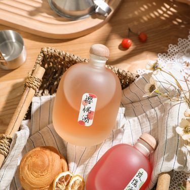 250ml 350ml 500ml Transparent Frosted Round Big Belly Fruit Wine Glass Beverage Bottle with Cork