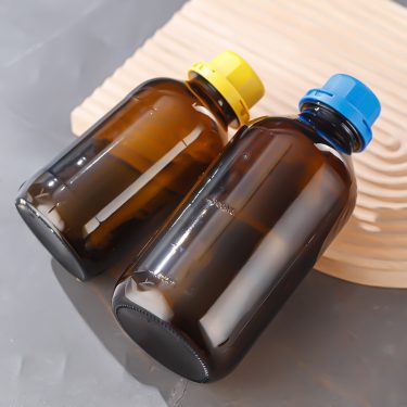 Wholesale 500ml 630ml 1L 2.5L 4L Dark Brown Chemical Reagent Glass Bottle with Plastic Inner Stopper and Screw Cap