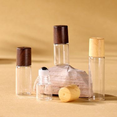 Wholesale Wood Grain Cover 1ml 2ml 3ml 5ml Mini Transparent Roller Ball Glass Bottle for Essential Oil Perfume Packaging