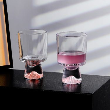 High Quality Creative Snow Mountain Bottom Transparent Round Soda Water Coffee Milk Cold Brew Tea Glass Water Cup 230ml 300ml