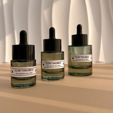 Light-proof Skin Care Essence Dark Green Glass Dropper Cosmetic Bottle 30ml 50ml 100ml Thick Bottom Essential Oil Glass Bottle