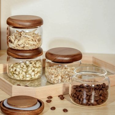 Kitchen Borosilicate Clear Round Glass Jar Coffee Nuts Candy Food Storage Jar Airtight Wooden Lid for Camping Airtight Storage