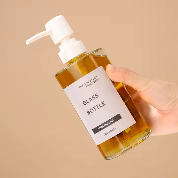 Home Hotel Cleaning Use Refillable 300ml 500ml Flat Shoulder Design Cylinder Body Lotion Shampoo Glass Bottle With Lotion Pump