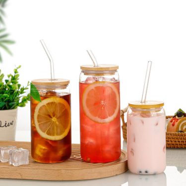 16oz 20oz Large Capacity Transparent Coffee Cup Milk Juice Cold Drink High Borosilicate Glass Cup with Straw and Bamboo Lid