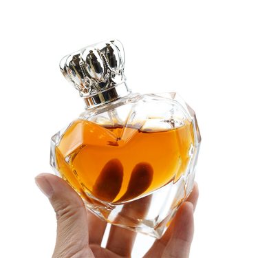 New High-value Heart-shaped Glass Perfume Bottle Spray Transparent Empty Glass Bottle 50ml
