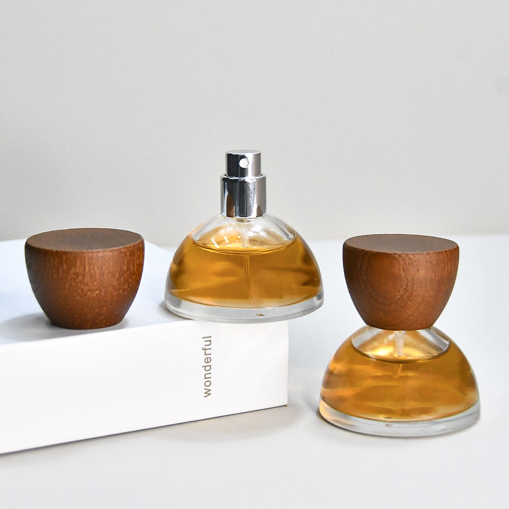 High Quantity Empty Clear Unique Glass Spray 30ml Luxury Perfume Bottle with Wooden Lid