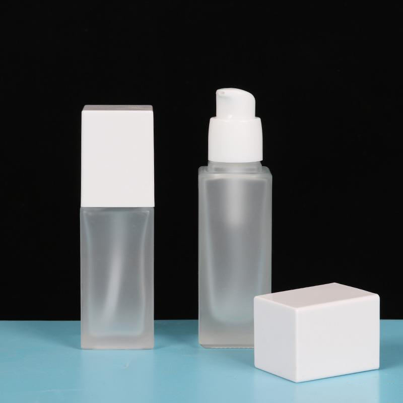 Luxury 20 30 40 50 60 80 100 120 150 ml Cosmetic Skincare Set Packaging Frosted Glass Spray Pump Face Serum Body Lotion Bottle