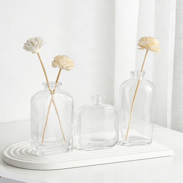 New Design Luxury Fragrance Glass Bottle 150ml 200ml 250ml Empty Flat Square Glass Diffuser Bottle Screen Printed