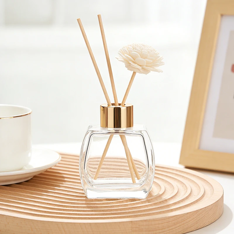 Wholesale Clear Empty Square Thick-Bottomed Glass Bottles: Household Aroma Diffuser Bottles