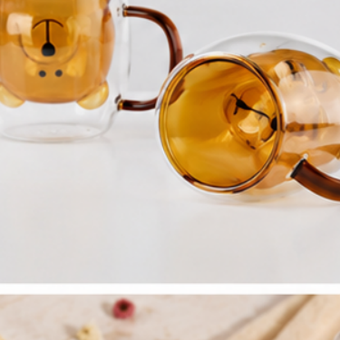 Custom Double Wall Blown Glass Cup Heat Resistant Amber Coffee Tea Drinking Glass Mug with Comfortable Handle