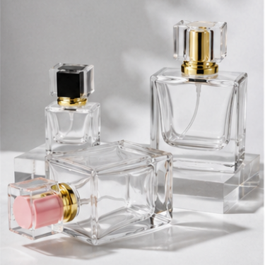 Luxury Square Clear Glass Perfume Bottle Refillable Fragrance Packaging with Thick Base Premium Cap for Cosmetic Brand