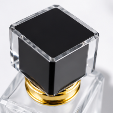 Luxury Square Clear Glass Perfume Bottle 30ml Refillable Fragrance Packaging with Thick Base Electroplated Collar and Cap