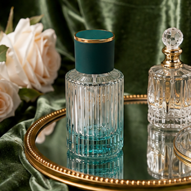Luxury Ribbed Glass Perfume Bottle Refillable Empty Fragrance Bottle Thick Bottom Cosmetic Packaging with Screw Cap for Essential Oil Cologne