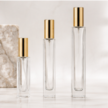 Luxury Tall Clear Glass Perfume Bottle Refillable Fragrance Bottle with Gold Cap Premium Cosmetic Packaging Wholesale