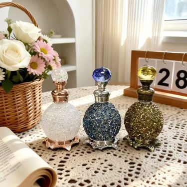 15ml Luxury Rhinestone Glass Perfume Bottle Refillable Essential Oil Dropper Bottle Middle East Dubai Decorative Fragrance Container