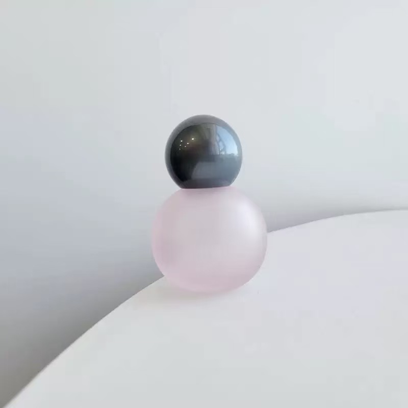 30ML Matte Pink Round Perfume Bottle Spot Supply 13 Caliber Spray Bottle Multicolor Wholesale