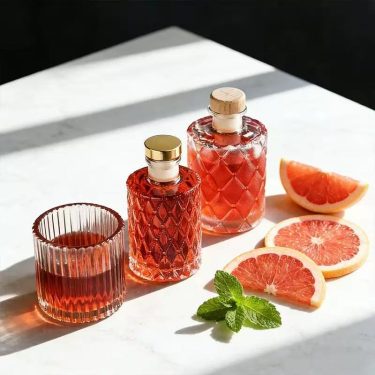 Small Capacity Embossed Diamond Pattern Clear Glass Liquor Bottle Empty Sealed Glass Bottle For Fruit Wine Whiskey Spirits Packaging