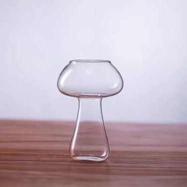 250Ml Mushroom Shaped Glass Cup Wine Cocktail Glass Creative Ktv Bar Use Internet Famous Juice Beverage Glass Cup