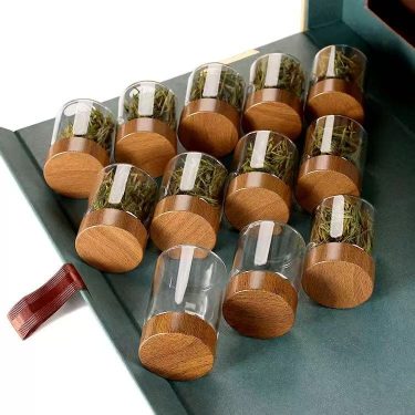 High Borosilicate Glass Storage Jars With Bamboo Lid For Tea Dendrobium Packaging