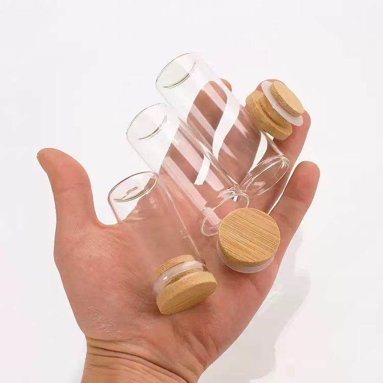 3cm Diameter Lidded Small Glass Bottle 10Ml Clear Bamboo Cap Pill Glass Vial For 3g Pill Silk Printing Available