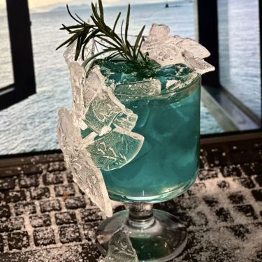 How Does Glass Shape Influence The Drinking Experience Of Cocktails?