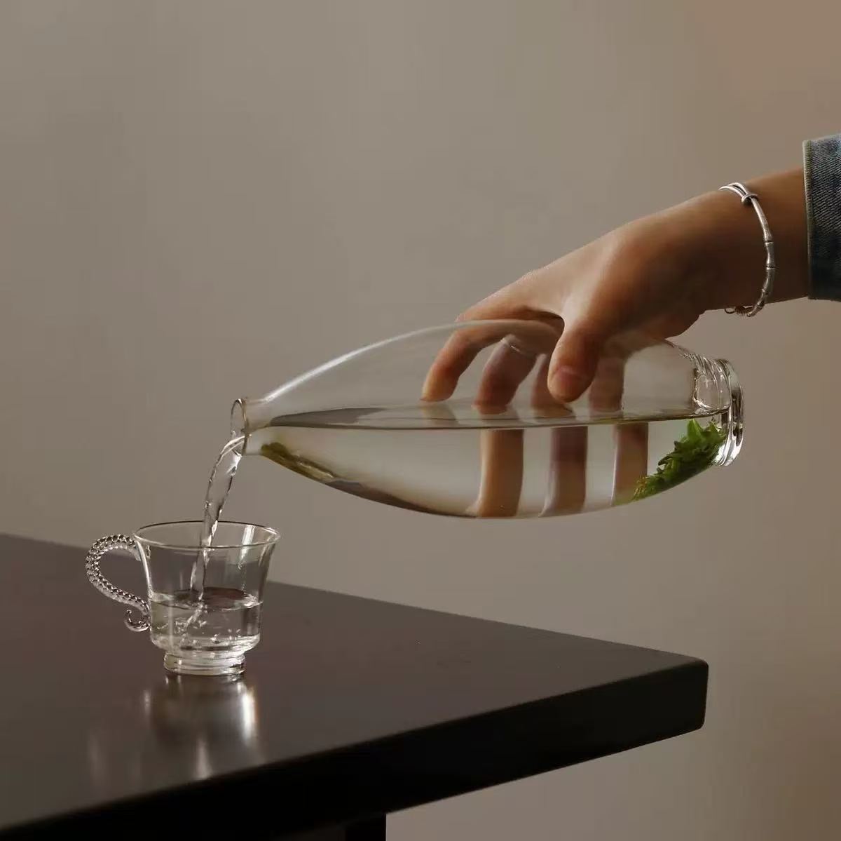 Wholesale New Chinese Water Drop Cold Brew Glass Bottle Heat Resistant Borosilicate Tea Pot For Brewing Tea Coffee