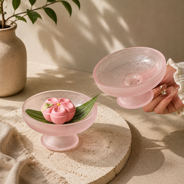 High Appearance Small Exquisite Glacier Glass Stemmed Plate For Candy Snack Fruit Storage