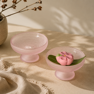 High Appearance Small Exquisite Glacier Glass Stemmed Plate For Candy Snack Fruit Storage