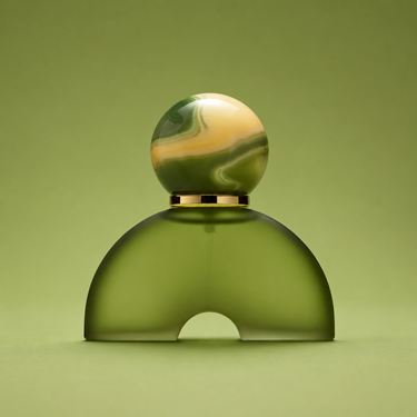 Why are matte glass bottles favored by niche perfume brands?