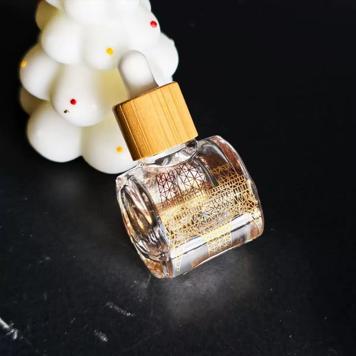 High Grade Gold Stamping Essence Empty Glass Dropper Bottle Portable Aroma Essential Oil Pipette Bottle Cosmetic Packaging Material