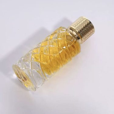 50Ml Middle Eastern Style Empty Perfume Glass Bottle High End Fashion With Embossed Texture Gold Cap