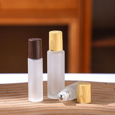 5ml 10ml 15ml Frosted Cylindrical Glass Roller Bottles With Natural Wooden Caps